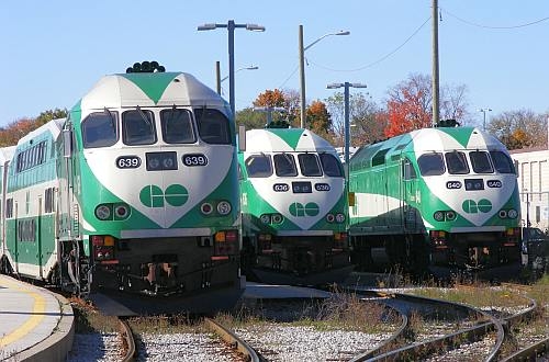  RevEd Photo: GO Transit MP40PH-3C #636 pulls into Long  Branch GO station with an eastbound GO train bound for Oshawa. #636 is one  of 67 MP40PH-3C locomotives on GO Transit's