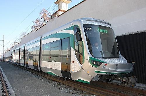 Škoda launches catenary-free LRV - International Railway Journal