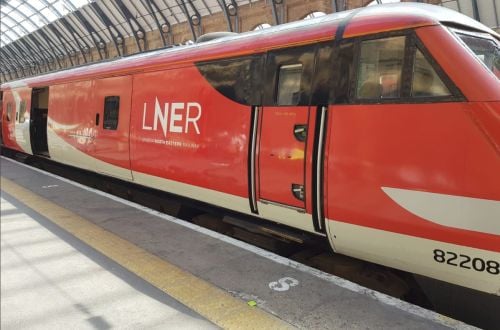 East Coast franchise returns to state control with launch of LNER -  International Railway Journal