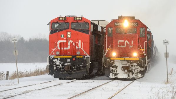Pipeline Protest Closes Cn And Via Rail Networks International Railway Journal