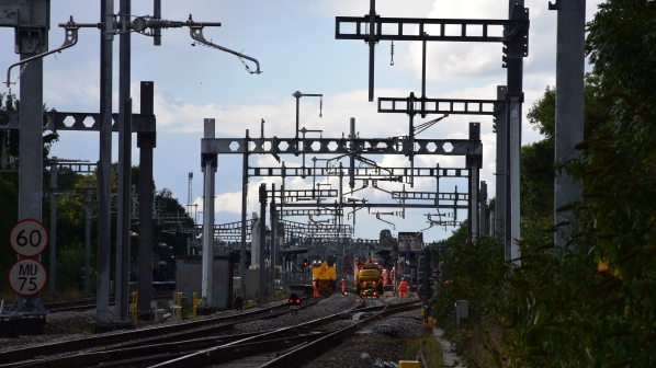 Settle I særdeleshed Aggressiv 216.2m East Coast Main Line power supply upgrade contract awarded -  International Railway Journal