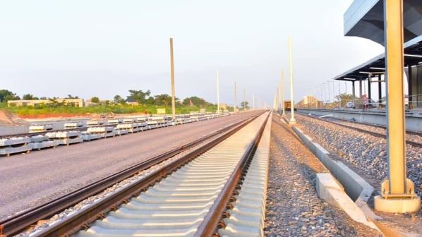 https://www.railjournal.com/wp-content/uploads/2021/05/Tanzania-Standard-gauge-railway-Morogoro.jpg