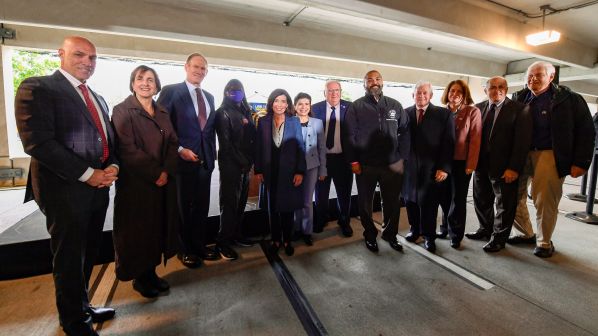 Long Island rail extension completed $US 100m under budget