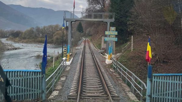 Încep procesele pe calea ferată restaurată Ucraina-România