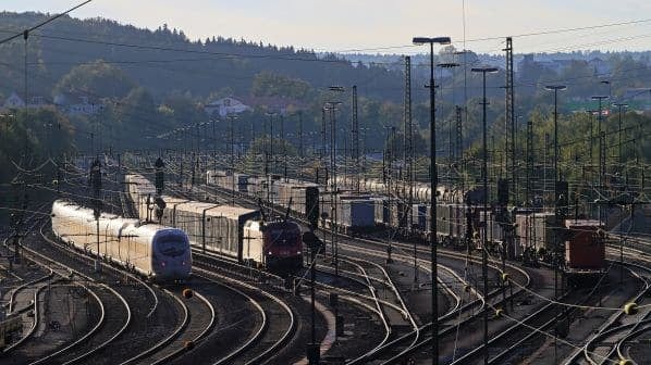 Deutsches Bündnisabkommen konzentriert sich erneut auf Investitionen in die Schiene
