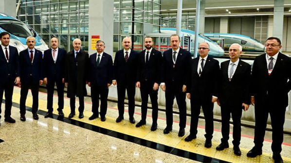 Türkiye 405 km Ankara – Sivas hızlı tren hattını resmen açtı